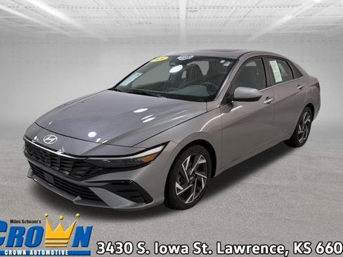 Used 2024 Hyundai Elantra SEL w/ Convenience Package FWD image 1
