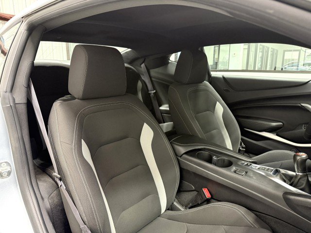 Used 2017 Chevrolet Camaro SS RWD image 20