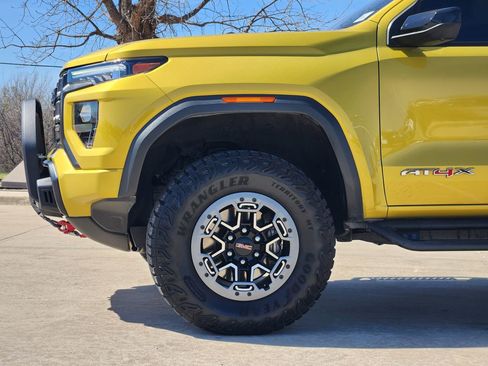 Used 2023 GMC Canyon AT4X w/ Edition 1 image 8