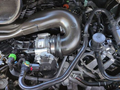 Used 2024 Ford Transit 350 XLT image 21