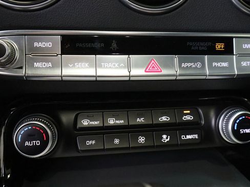 Used 2018 Kia Stinger GT image 21