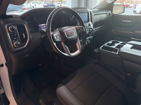 Used 2021 GMC Sierra 1500 SLE image 10