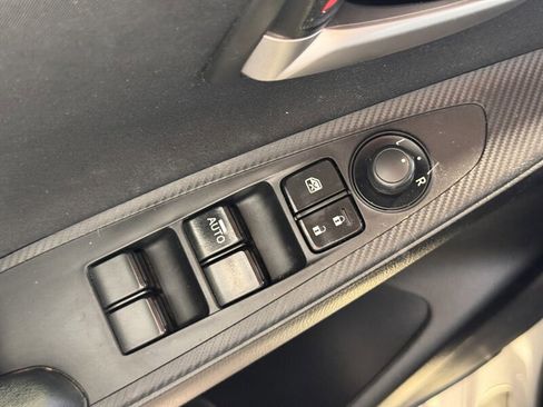 Used 2019 Toyota Yaris LE image 18