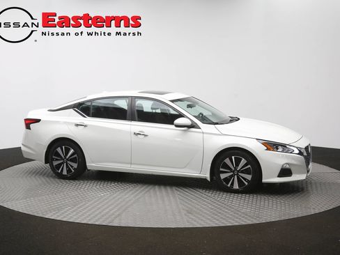 Used 2022 Nissan Altima 2.5 SV w/ SV Premium Package FWD image 46