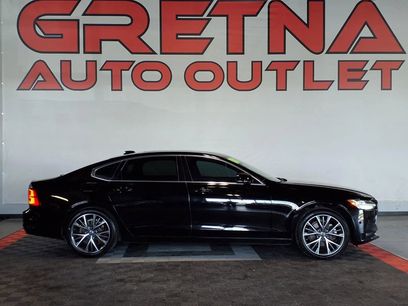 Used 2018 Volvo S90 T5 Momentum w/ Convenience Package