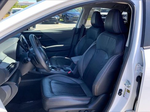 Used 2024 Subaru Crosstrek 2.5i Limited image 8