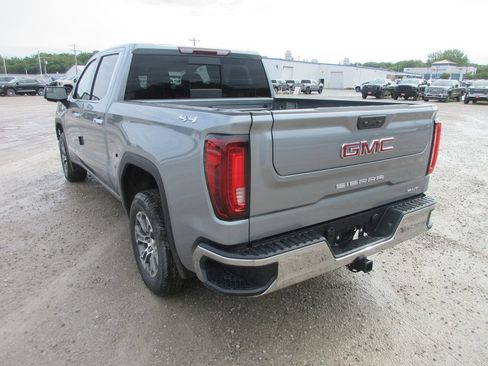 New 2026 GMC Sierra 1500 SLT w/ SLT Convenience Package AWD/4WD image 9
