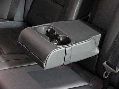 Certified 2025 Mercedes-Benz GLE 53 AMG 4MATIC image 31