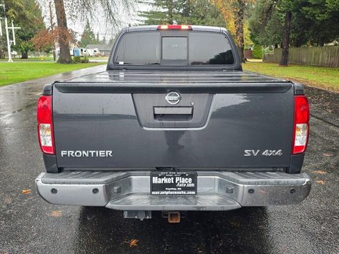 Used 2014 Nissan Frontier SV w/ SV Value Truck Package image 5