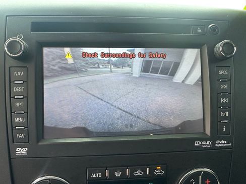Used 2011 GMC Sierra 1500 SLE w/ Power Tech Package AWD/4WD image 14
