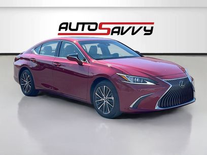 Used 2025 Lexus ES 300h w/ Premium Package