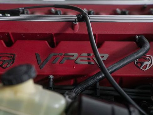Used 1999 Dodge Viper GTS RWD image 31