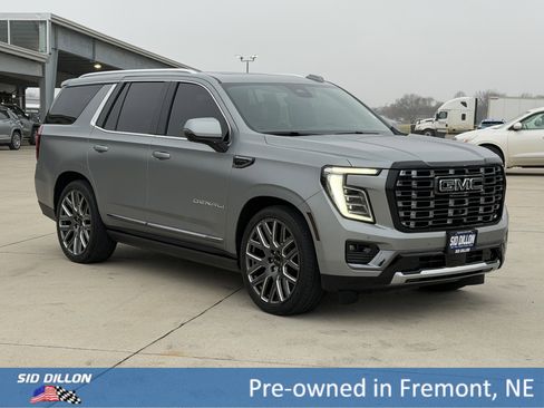 Used 2025 GMC Yukon Denali Ultimate image 2