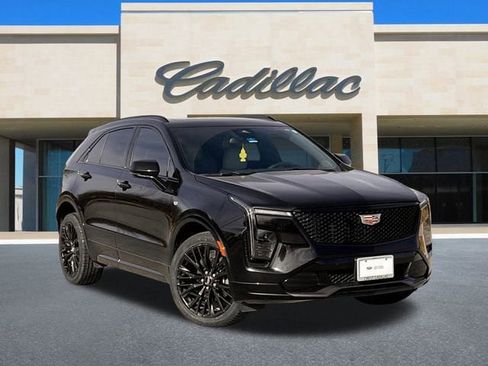 Certified 2024 Cadillac XT4 Sport image 2