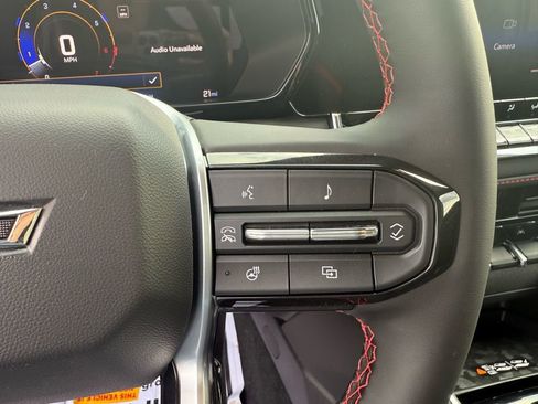 Used 2026 Chevrolet Colorado Z71 w/ Technology Package image 28