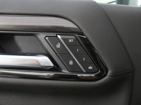 New 2026 GMC Sierra 3500 AT4 w/ AT4 Premium Plus Package image 18