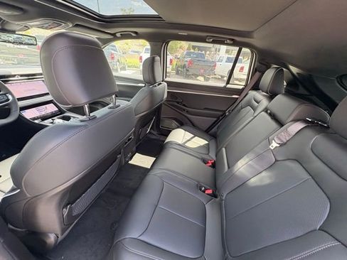 New 2025 Jeep Wagoneer S Limited w/ Comfort Package image 24