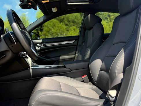 Used 2021 Honda Accord Sport image 6