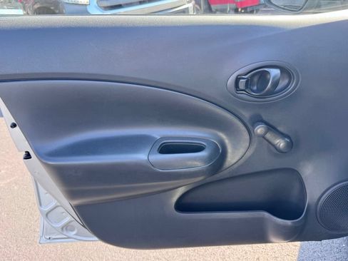 Used 2018 Nissan Versa Note S FWD image 17