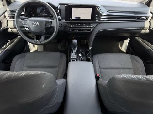 Used 2025 Toyota Camry LE FWD image 11