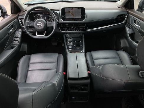 Used 2023 Nissan Rogue SL w/ SL Premium Package image 20