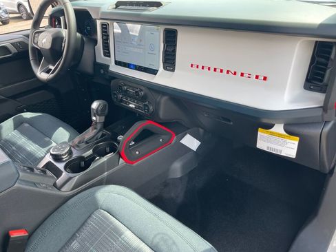 New 2026 Ford Bronco Heritage Edition AWD/4WD image 22