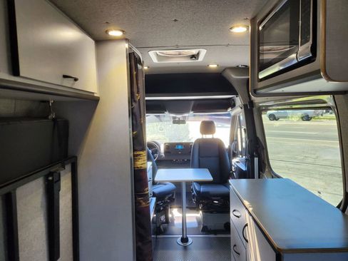 Used 2024 Mercedes-Benz Sprinter 2500 image 16