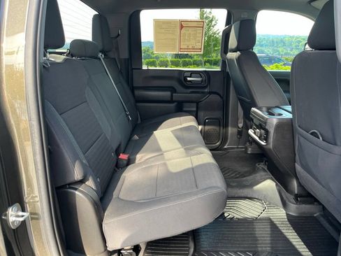 Used 2023 Chevrolet Silverado 2500 LT w/ Convenience Package AWD/4WD image 22