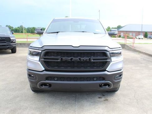 Used 2024 RAM 1500 Big Horn AWD/4WD image 7