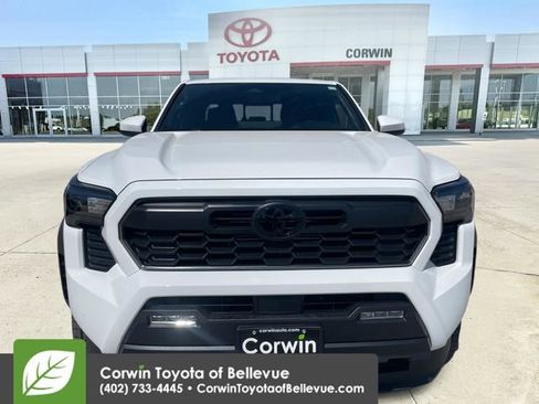New 2026 Toyota Tacoma TRD Off-Road AWD/4WD image 8