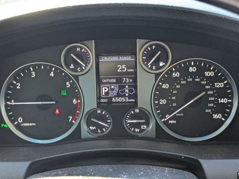 Used 2015 Lexus LX 570 4WD w/ Luxury Package image 12