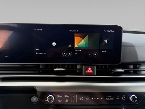 New 2026 Kia Carnival SX w/ SX Dark Edition Package FWD image 15