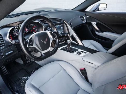 Used 2017 Chevrolet Corvette Grand Sport RWD image 2