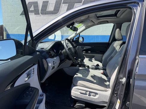 Used 2018 Honda Ridgeline RTL-E image 9
