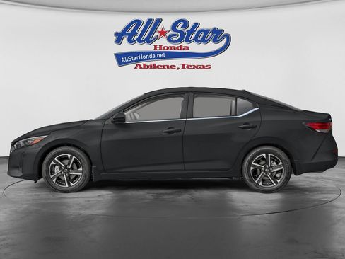 Used 2025 Nissan Sentra SV FWD image 3