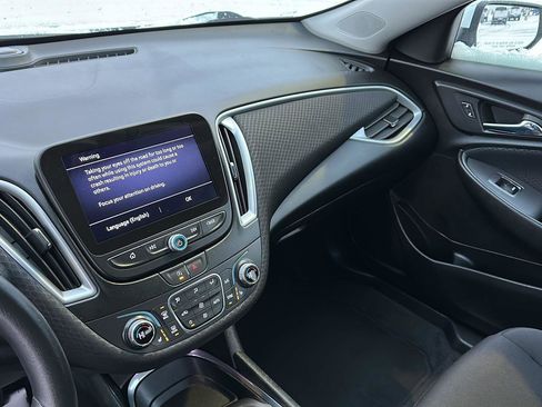Used 2023 Chevrolet Malibu LT image 39