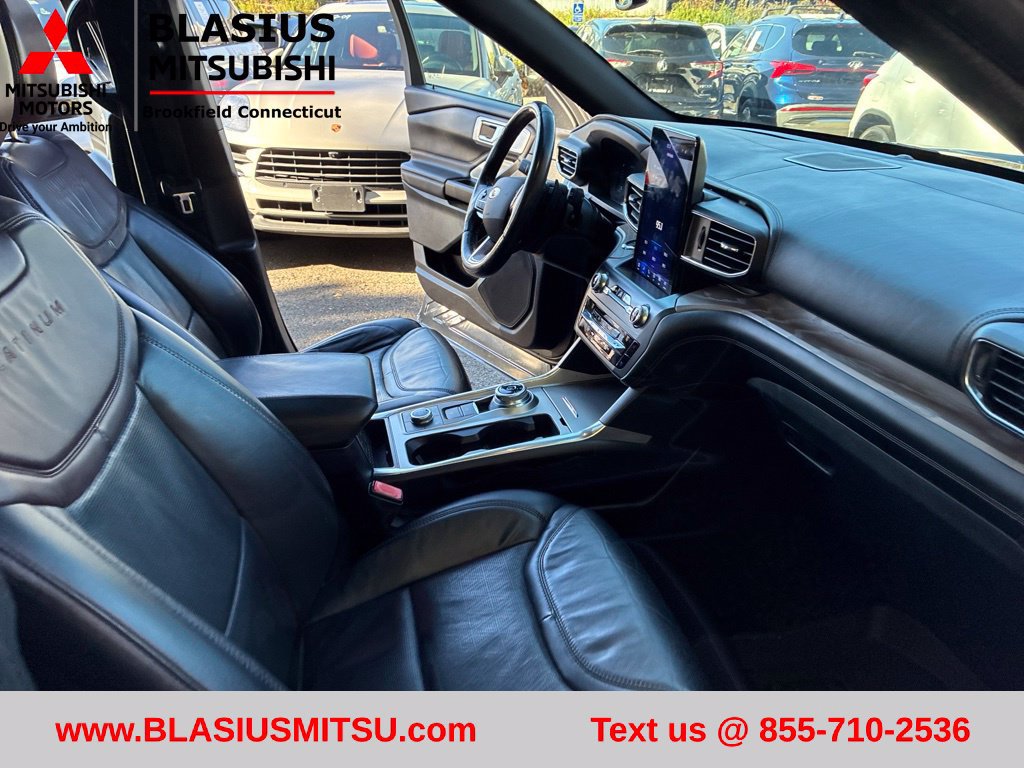 Used 2020 Ford Explorer Platinum w/ Premium Technology Package AWD/4WD image 41