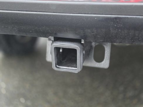 Used 2018 Nissan Titan SL w/ Midnight Edition image 29