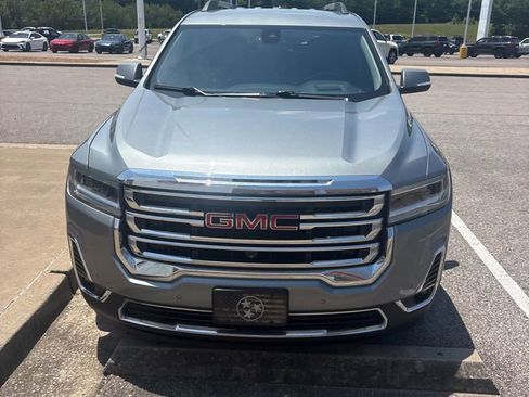 Used 2023 GMC Acadia SLT w/ Technology Package AWD/4WD image 2