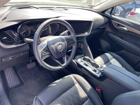 Used 2023 Buick Envision Avenir image 15