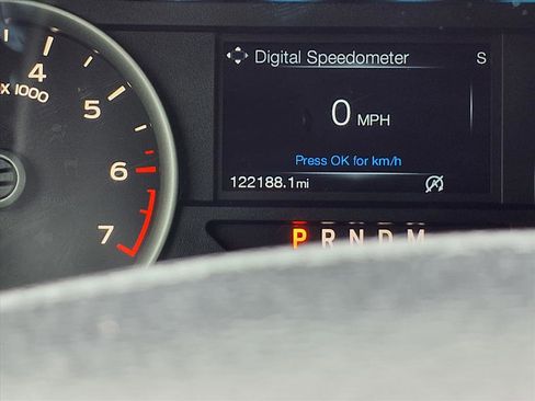 Used 2018 Ford F150 XLT w/ Equipment Group 302A Luxury image 19