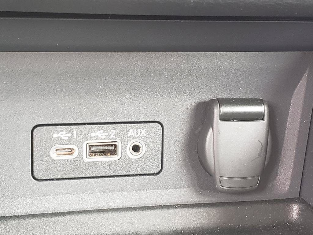 Certified 2025 Nissan Sentra SV w/ All-Weather Package FWD image 34