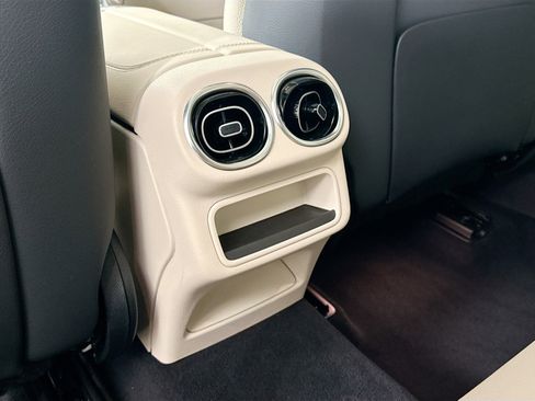 Certified 2024 Mercedes-Benz GLC 300 4MATIC image 32