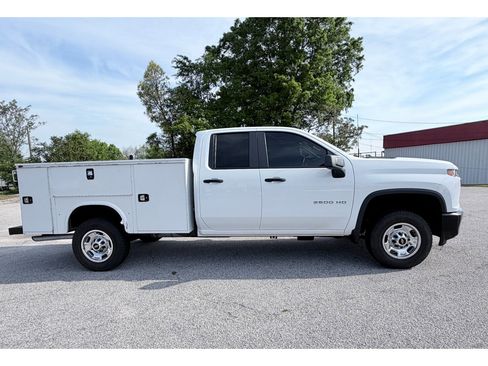 Used 2020 Chevrolet Silverado 2500 W/T w/ WT Fleet Convenience Package image 4