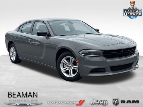 Used 2023 Dodge Charger SXT image 1