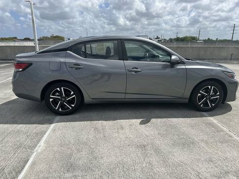 Used 2024 Nissan Sentra SV FWD image 21