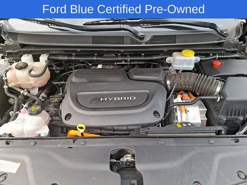 Used 2023 Chrysler Pacifica Limited FWD image 32