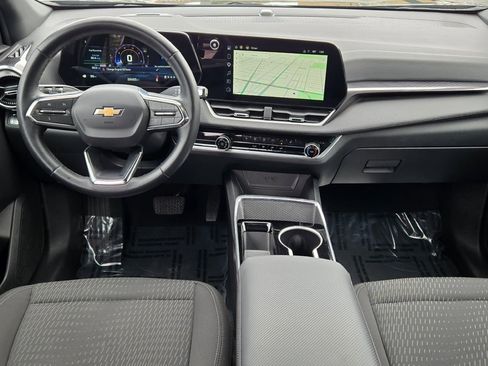 Certified 2025 Chevrolet Equinox LT image 18