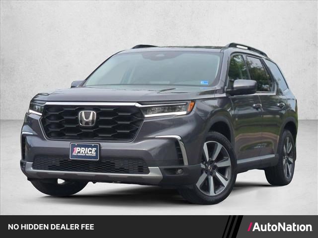 Certified 2023 Honda Pilot Touring image 1