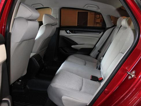Used 2020 Honda Accord LX image 23